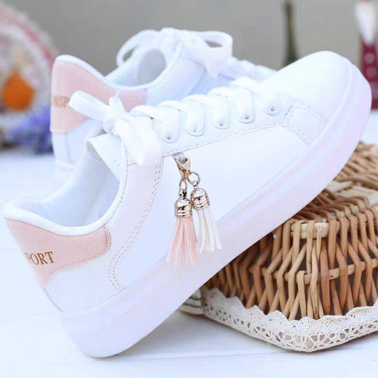 Baskets blanches en mesh