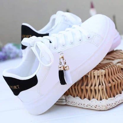 Baskets blanches en mesh